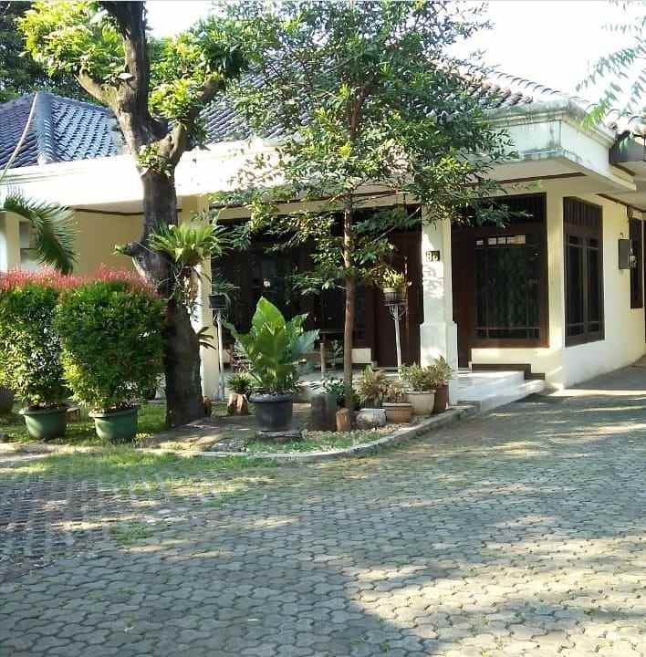 dijual rumah jl pertanian