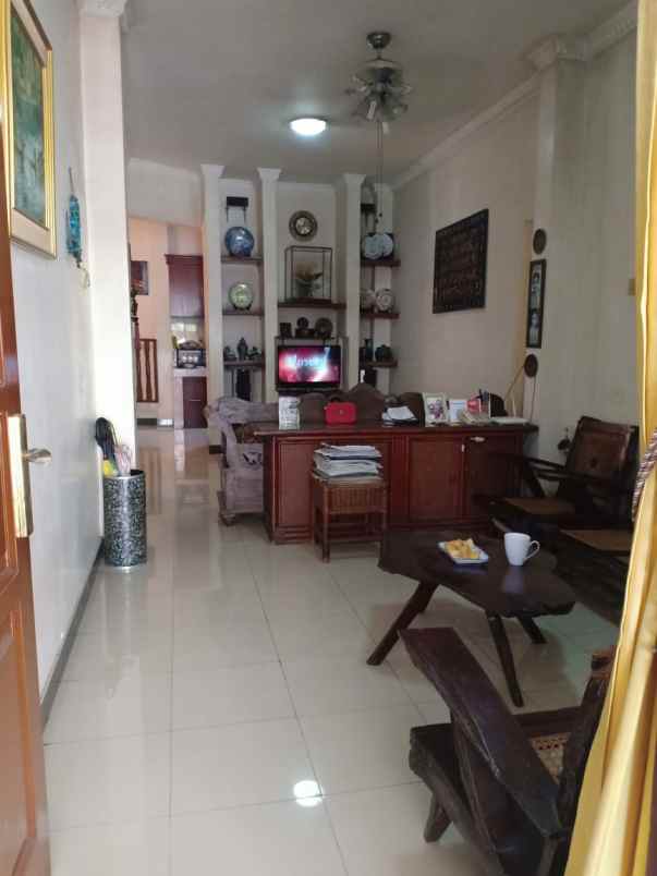 dijual rumah jl ratna jatibening pondok