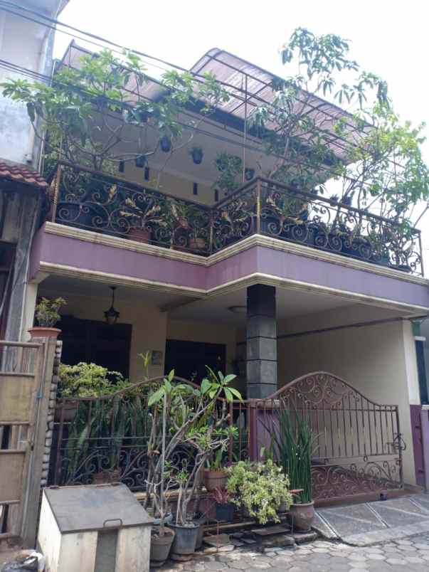 dijual rumah jl ratna jatibening pondok