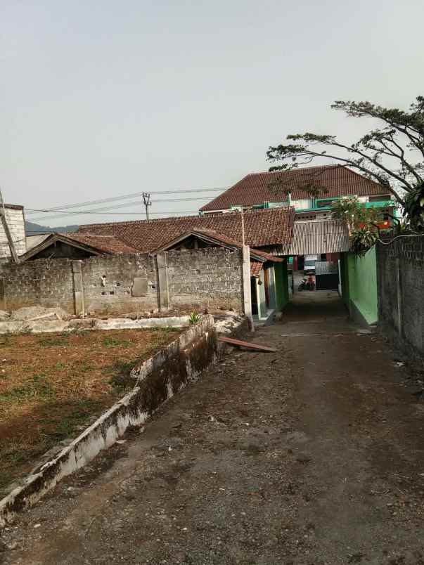 dijual rumah jl raya cianjur sukabumi jawa barat