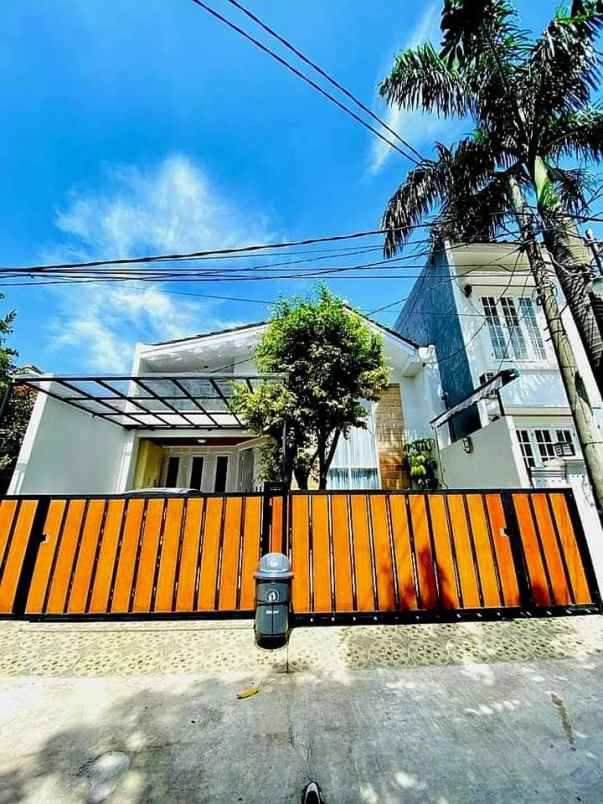 dijual rumah jl raya jatimakmur bekasi