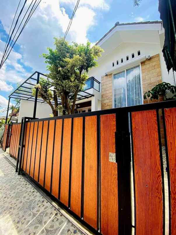 dijual rumah jl raya jatimakmur bekasi