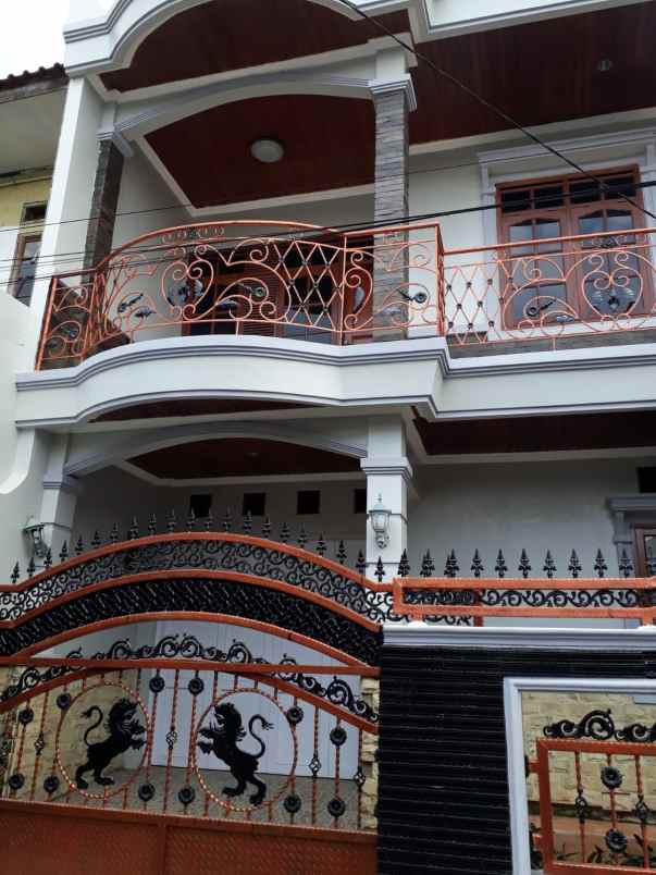 dijual rumah jl riung bandung