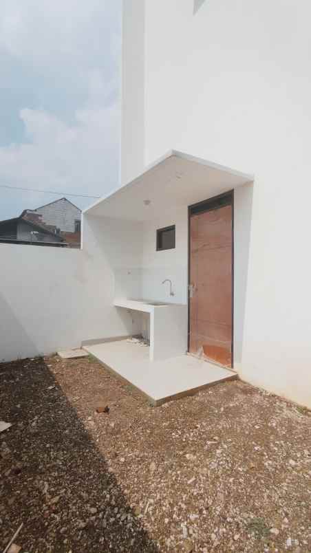 dijual rumah jl simpati rt 03 05 cilame