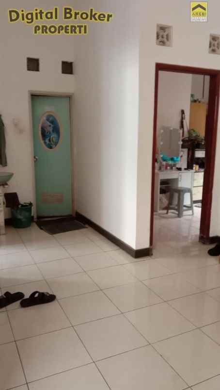 dijual rumah jl sindang barang