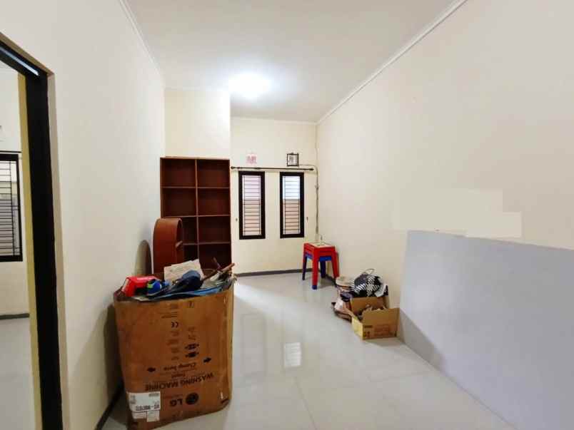 dijual rumah jl sukolilo bahagia