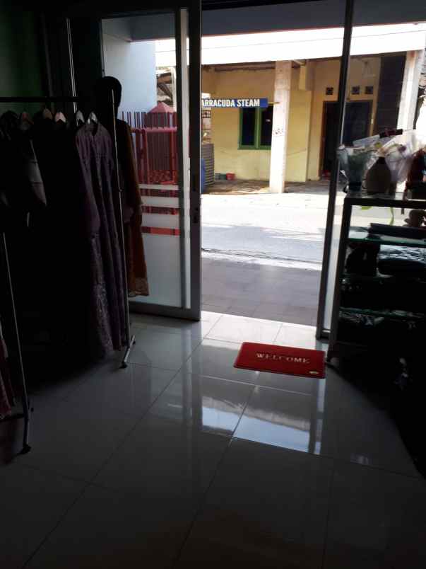 dijual rumah jl swadaya kp buaran kel