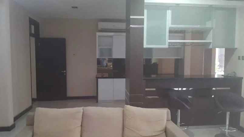 dijual rumah jl tenggilis tengah