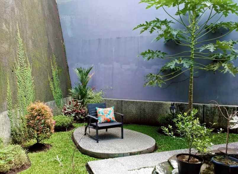 dijual rumah jl ters gegerkalong hilir