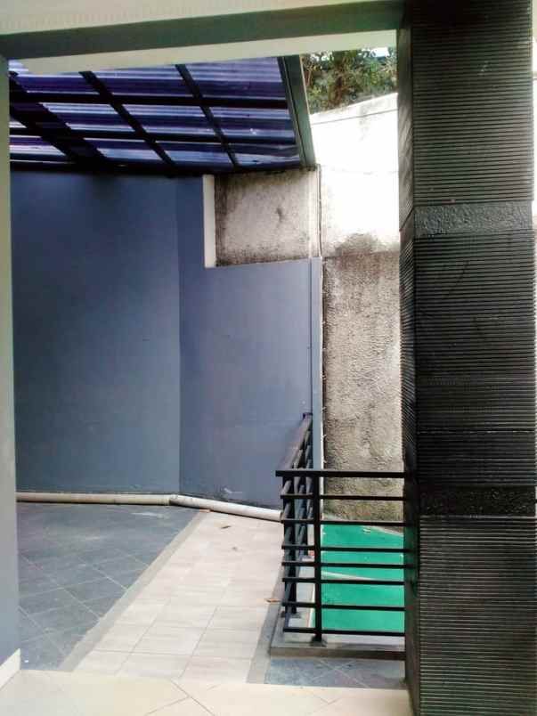 dijual rumah jl ters gegerkalong hilir