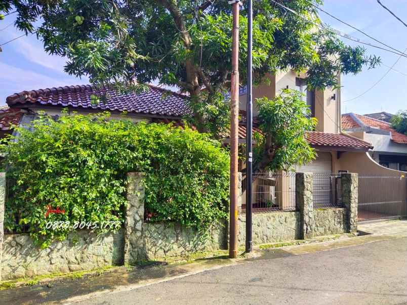 dijual rumah jl warung jati kalibata