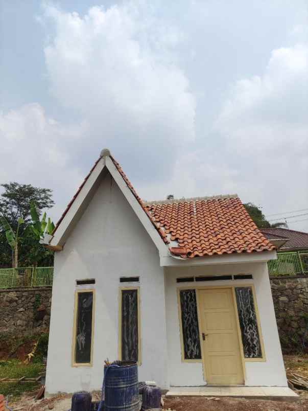 dijual rumah jln ciapus banjaran