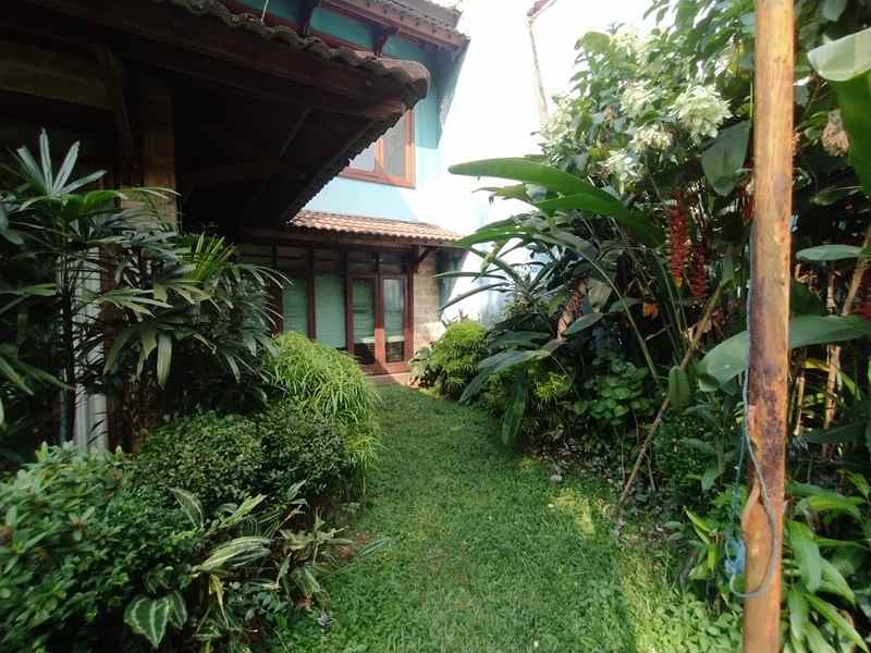 dijual rumah jln margonda raya rt 001