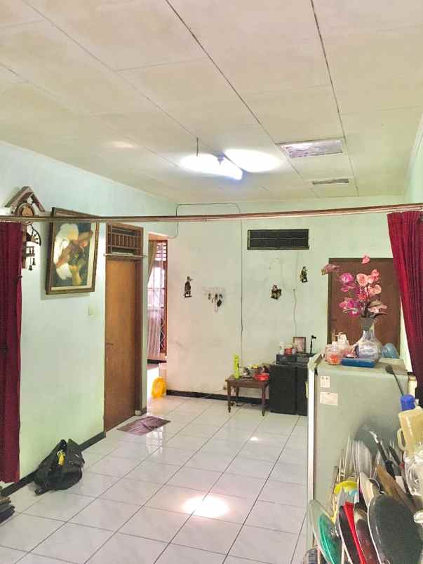 dijual rumah jln pertengahan