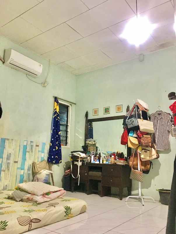 dijual rumah jln pertengahan