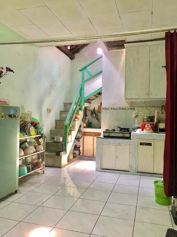 dijual rumah jln pertengahan