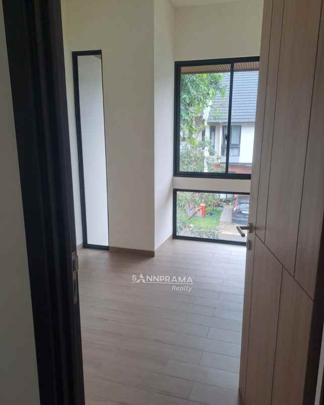 dijual rumah jln raya bojongsari depok