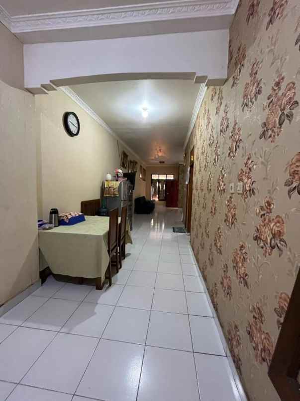 dijual rumah jln raya tole iskandar depok