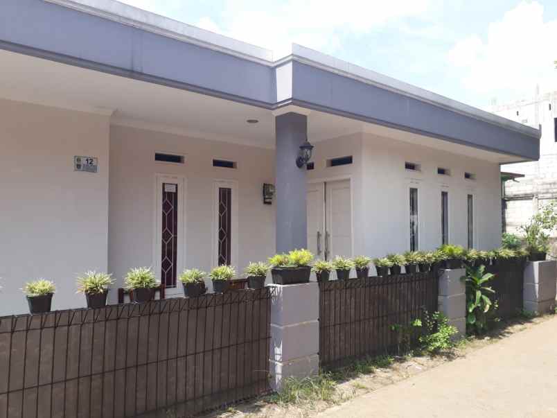 dijual rumah jln tole iskandar sukamaju