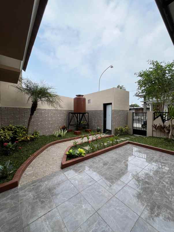 dijual rumah junrejo kota batu