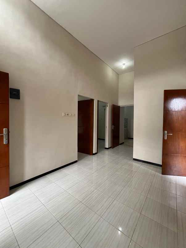 dijual rumah junrejo kota batu