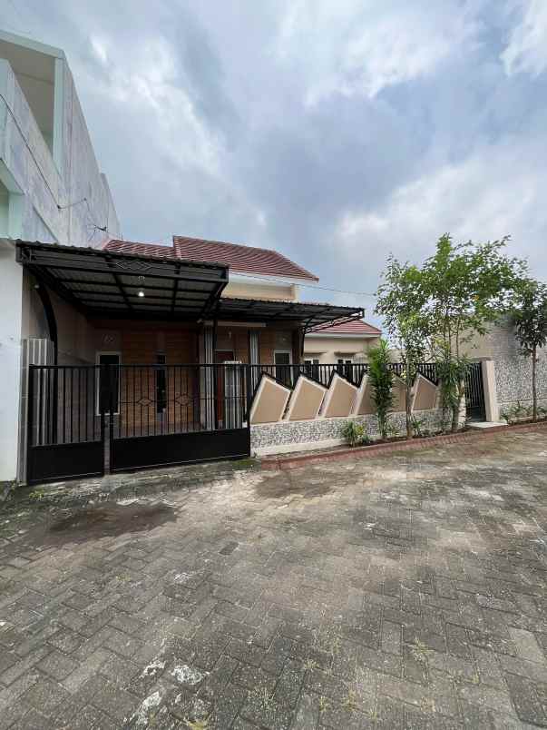 dijual rumah junrejo kota batu