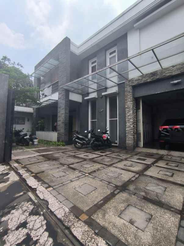 dijual rumah kalibata jakarta selatan