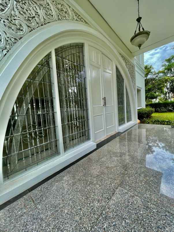 dijual rumah kartika utama