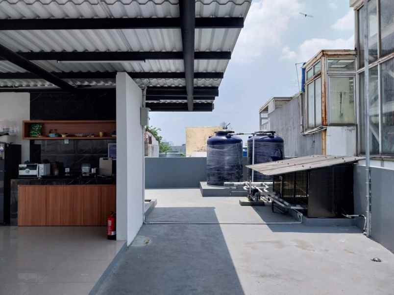 dijual rumah kebayoran baru raya