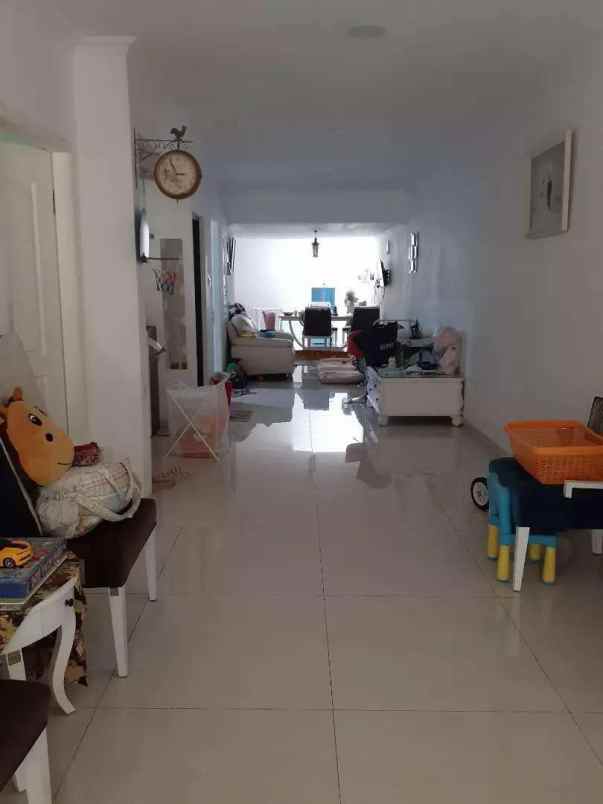 dijual rumah kelapa gading