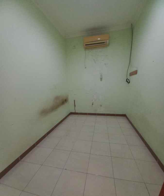 dijual rumah kelapa gading