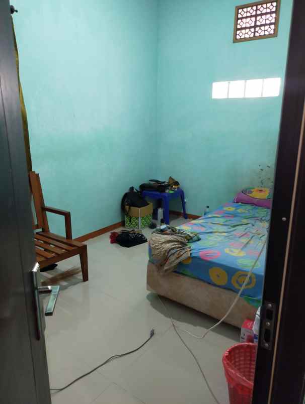 dijual rumah kelurahan tanah baru