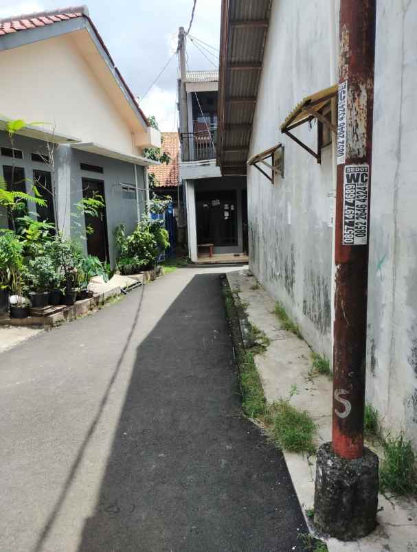 dijual rumah kelurahan tanah baru