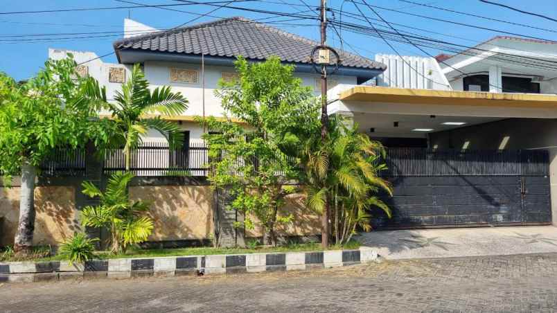 dijual rumah klampis indah