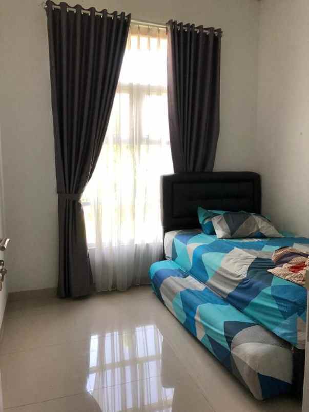 dijual rumah kolenel masturi cipageran