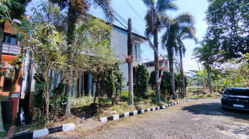 dijual rumah komplek abadi regency