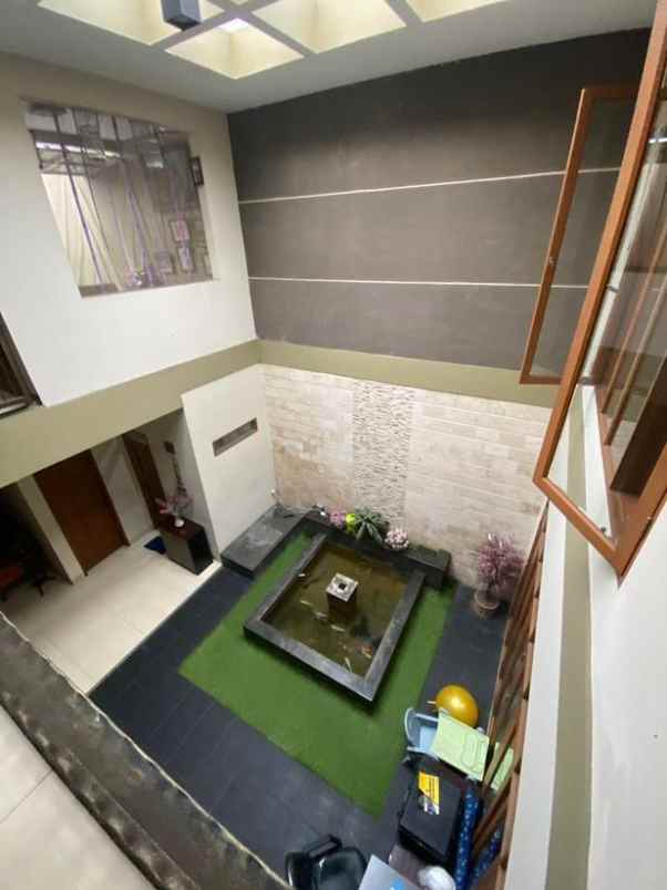 dijual rumah komplek batununggal bandung