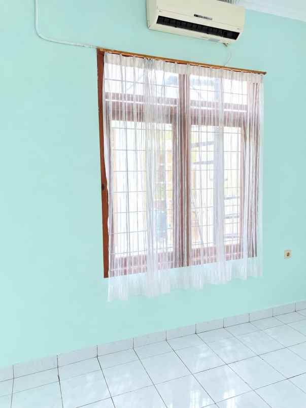 dijual rumah komplek batununggal indah