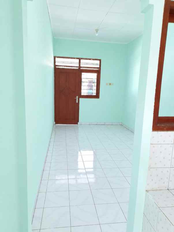 dijual rumah komplek batununggal indah