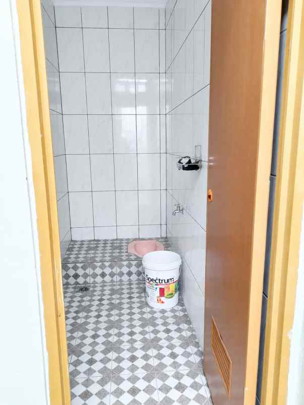 dijual rumah komplek batununggal indah