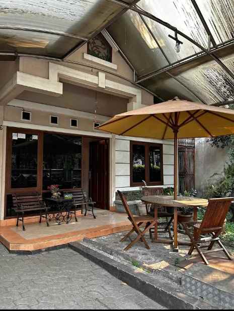dijual rumah komplek batununggal indah