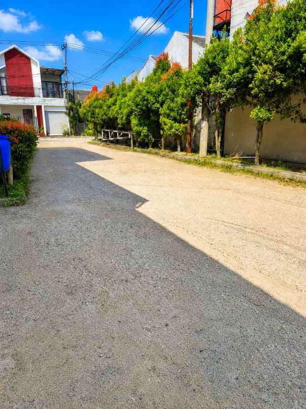dijual rumah komplek baturaden techno
