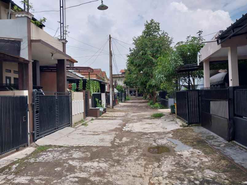 dijual rumah komplek bumi panyileukan