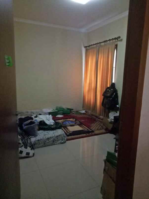 dijual rumah komplek fajar raya kel