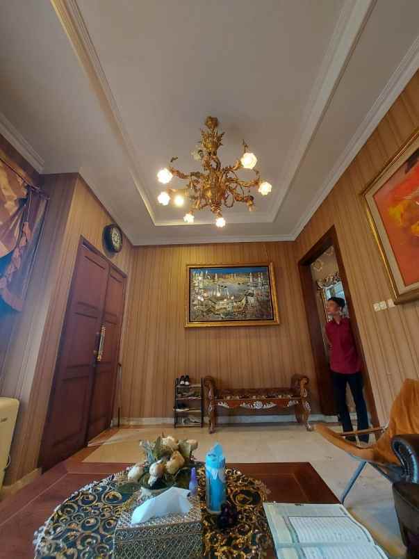 dijual rumah komplek fatmawati
