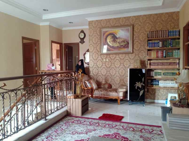 dijual rumah komplek fatmawati