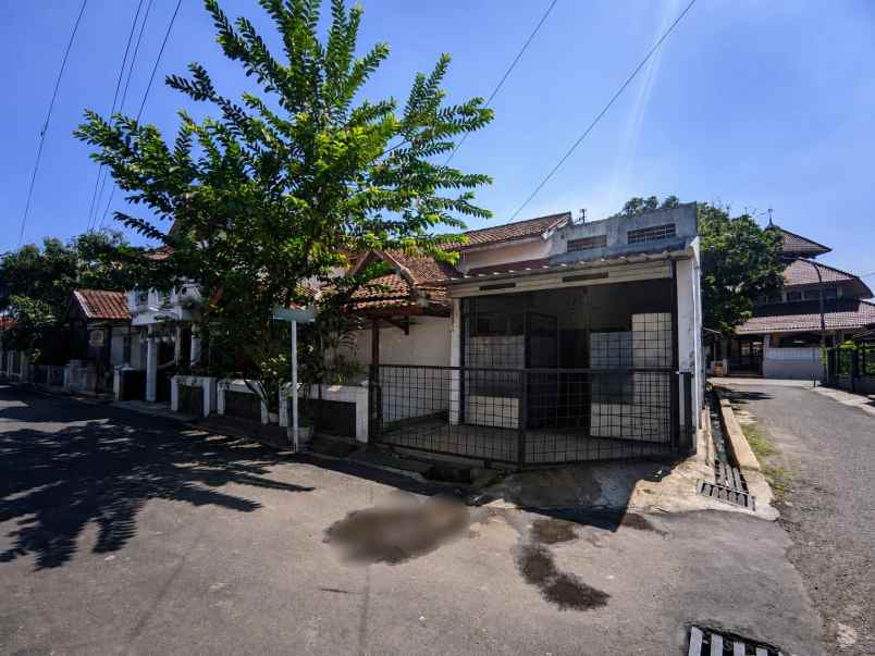 dijual rumah komplek margahayu buahbatu