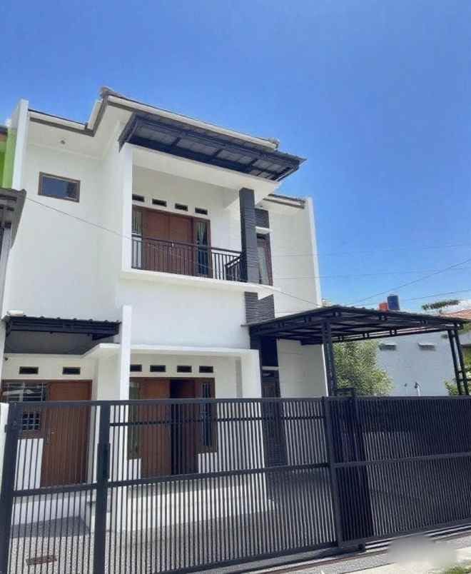 dijual rumah komplek permata buahbatu