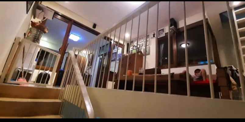 dijual rumah komplek sayana terrace