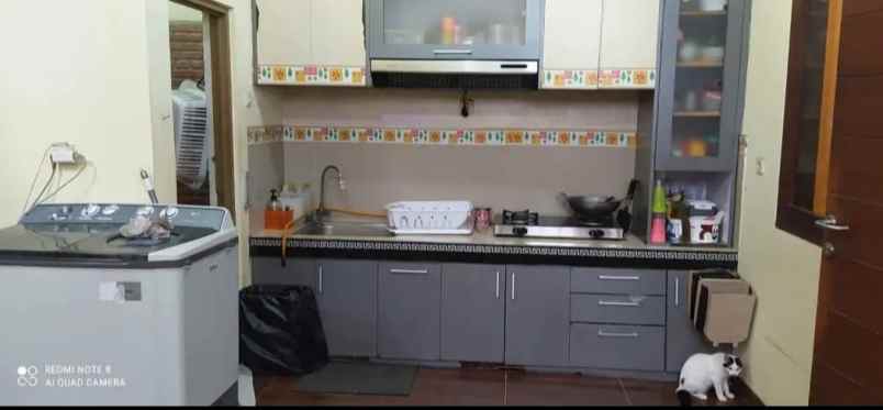 dijual rumah komplek sayana terrace